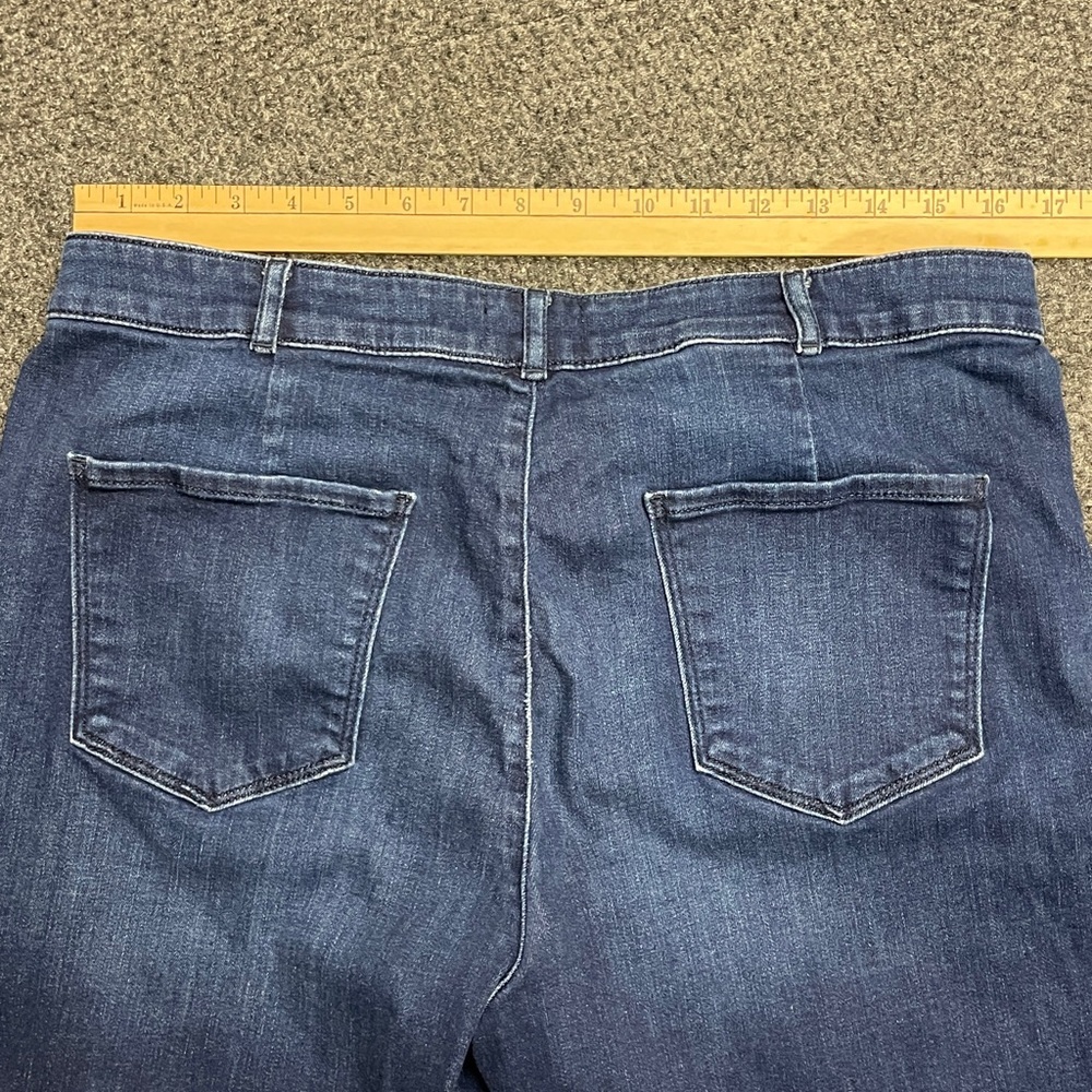 NYDJ Dark Blue Jean Shorts Bermuda length tummy control size 12 denim lift tuck - Picture 4 of 6